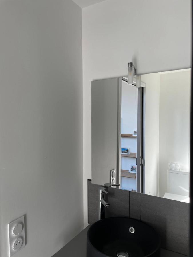 Charmant Studio Proche Centre Ville Et Gare Lourdes Luaran gambar