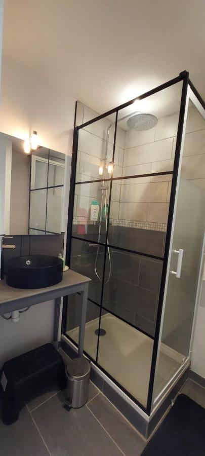 Charmant Studio Proche Centre Ville Et Gare Lourdes Luaran gambar